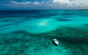 (c) Cayman Islands Department of touristm