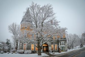 Verschneites Anwesen Credit Vermont Department Of Tourism