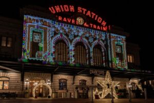 Denver Union Station Holiday Season (c) Visit Denver