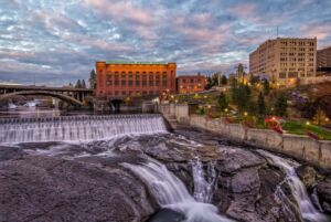 Spokane Falls_Credit Aaron Theisen Visit Spokane